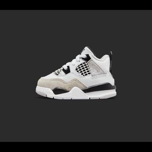 Jordan 4 Military Black 4C and 5C